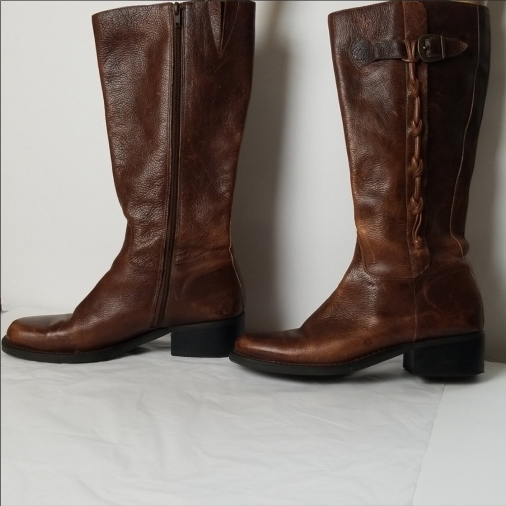8.5 Brown Leather Boots